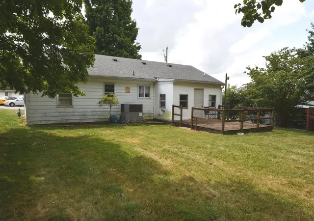 Photo 4 of Sale Pending at 351 Bacon Ct, Harrodsburg, KY 40330 | MLS# 26025108 | Listing updated on 2026-10-18