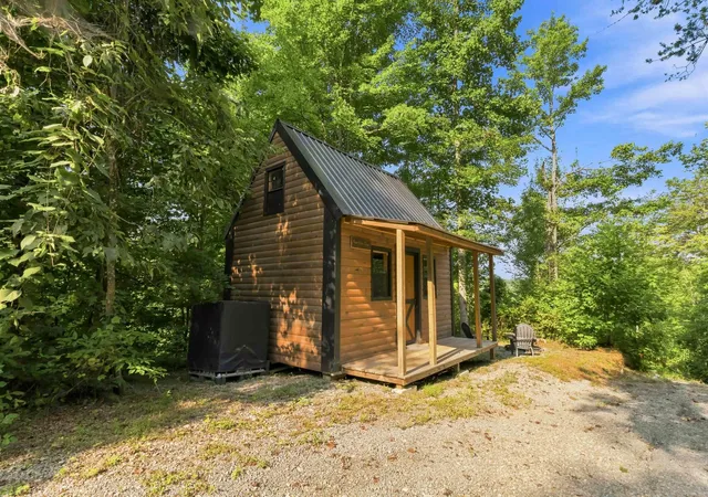 Photo 3 of Single family home for sale at 001 Forest Rd 4005, London, KY 40744 | MLS# 26024838 | Listing updated on 2026-09-09