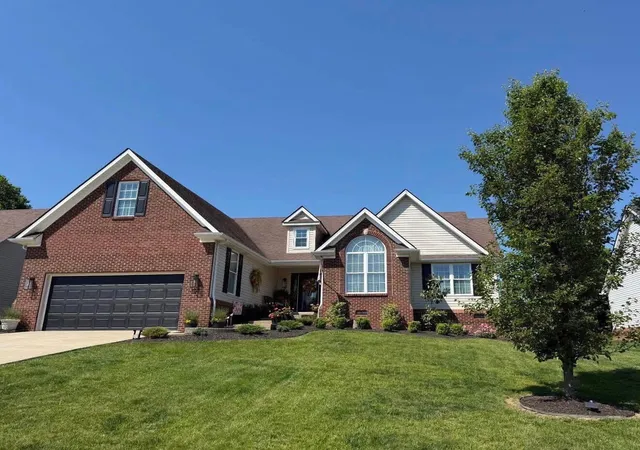 Photo 1 of Sale Pending at 327 Primrose Ln, Winchester, KY 40391 | MLS# 26024780 | Listing updated on 2026-09-23