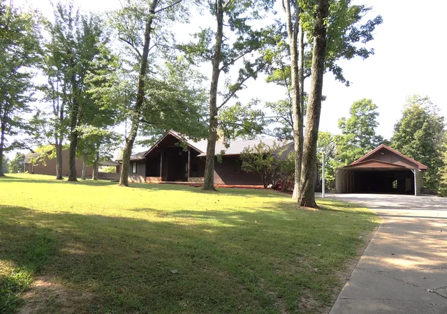 Single family home for sale at 519 Schofield Ln, Frankfort, KY 40601 | MLS# 26024671 | Listing updated on 2026-09-16