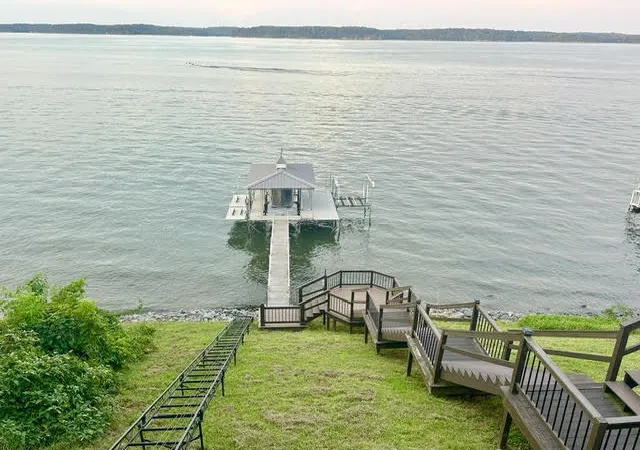Photo 3 of Single family home for sale at 394 Knottingham Dr, Gilbertsville, KY 42044 | MLS# 26024754 | Listing updated on 2026-09-09