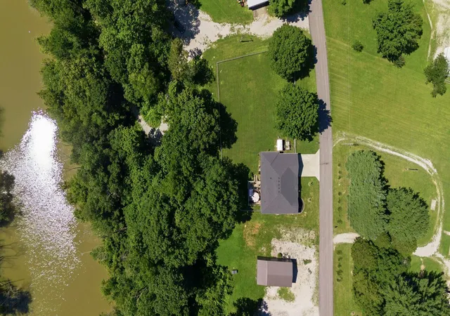 Photo 2 of Single family home for sale at 3013 Centerview Rough River Ln, Hudson, KY 40145 | MLS# 26024751 | Listing updated on 2026-09-09