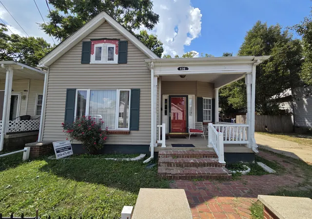 Single family home for sale at 430 E 4th Street, Lexington, KY 40508 | MLS# 26024695