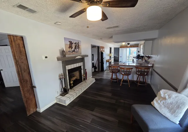 Photo 3 of Single family home for sale at 430 E 4th Street, Lexington, KY 40508 | MLS# 26024695 | Listing updated on 2026-09-08