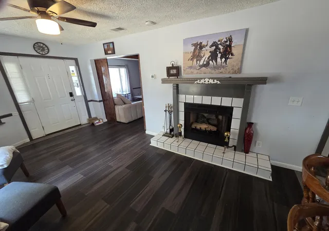 Photo 3 of Single family home for sale at 430 E 4th Street, Lexington, KY 40508 | MLS# 26024695 | Listing updated on 2026-09-08