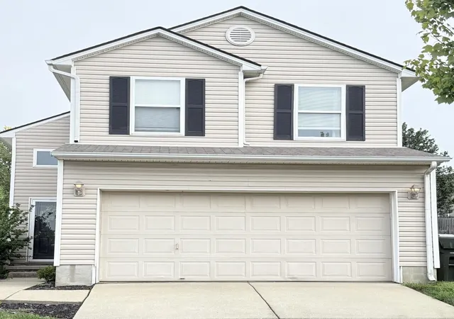 Photo 2 of Single family home for sale at 213 Stallion Run, Lexington, KY 40511 | MLS# 26025228 | Listing updated on 2026-10-20