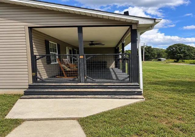 Photo 4 of Single family home for sale at 307 Sawyer Church Rd, Parkers Lake, KY 42634 | MLS# 26024711 | Listing updated on 2026-09-09