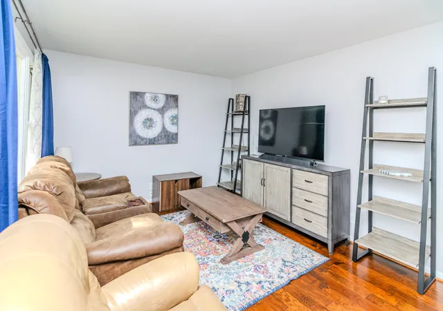Photo 3 of Single family home for sale at 367 Gawaine Dr, Lexington, KY 40517 | MLS# 26024729 | Listing updated on 2026-09-15