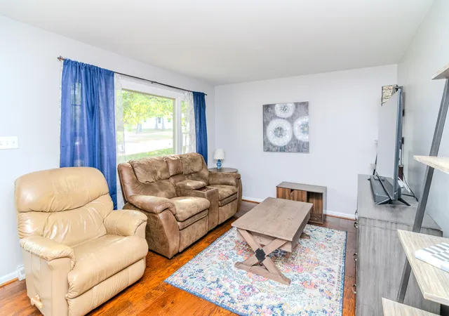 Photo 4 of Single family home for sale at 367 Gawaine Dr, Lexington, KY 40517 | MLS# 26024729 | Listing updated on 2026-09-15
