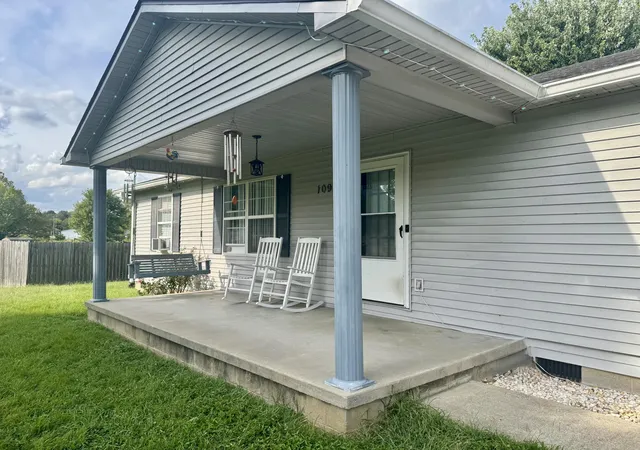 Photo 2 of Sale Pending at 109 Dillon Ct, Berea, KY 40403 | MLS# 26024741 | Listing updated on 2026-09-15