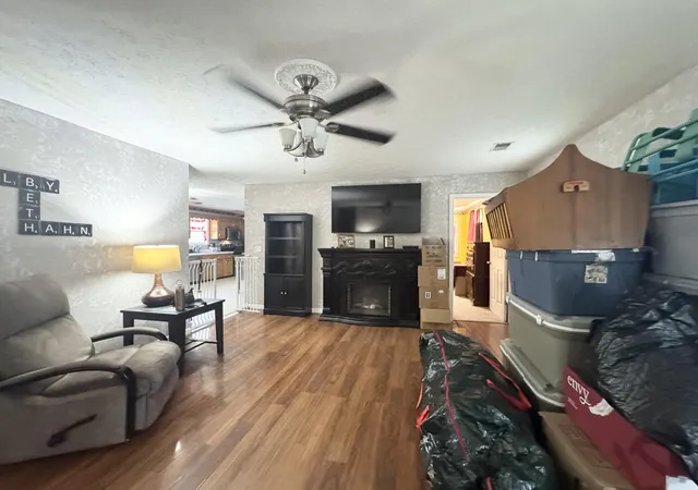 Photo 4 of Sale Pending at 109 Dillon Ct, Berea, KY 40403 | MLS# 26024741 | Listing updated on 2026-09-15