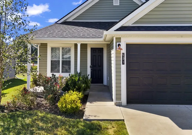 Photo 3 of Sale Pending at 137 White Owl Way, Georgetown, KY 40324 | MLS# 26027264 | Listing updated on 2026-10-15