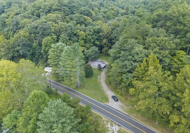 Photo 4 of Single family home for sale at 6026 State Hwy 221, Bledsoe, KY 40810 | MLS# 26024718 | Listing updated on 2026-09-25