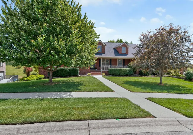 Photo 2 of Single family home for sale at 2051 Moss Crk Ct, Richmond, KY 40475 | MLS# 26024749 | Listing updated on 2026-09-14