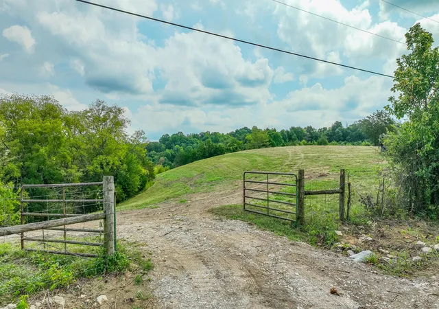 Photo 3 of House for sale at 9999 Doylesville Rd, Richmond, KY 40475 | MLS# 26024847 | Listing updated on 2026-09-10