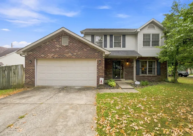 Photo 1 of Single family home for sale at 360 Whitfield Dr, Lexington, KY 40515 | MLS# 26024808 | Listing updated on 2026-10-13
