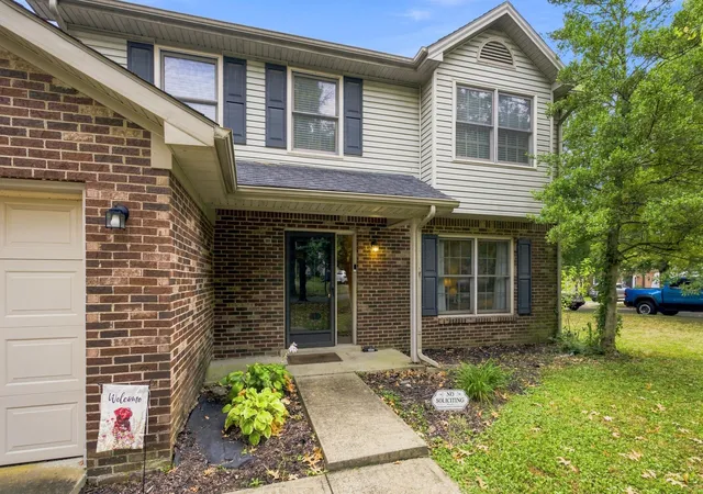 Photo 3 of Single family home for sale at 360 Whitfield Dr, Lexington, KY 40515 | MLS# 26024808 | Listing updated on 2026-10-13