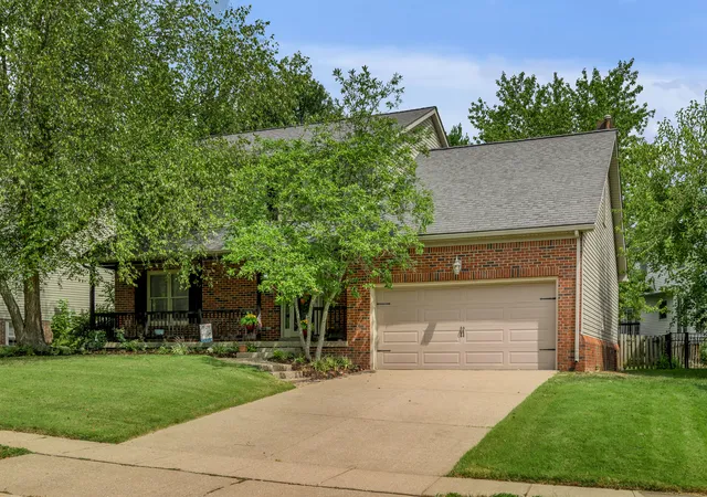 Single family home for sale at 4560 Clubhouse Dr, Lexington, KY 40514 | MLS# 26024804