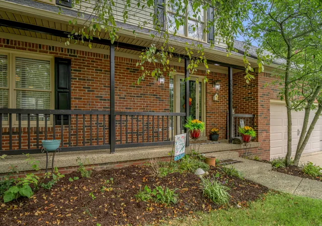 Photo 3 of Single family home for sale at 4560 Clubhouse Dr, Lexington, KY 40514 | MLS# 26024804 | Listing updated on 2026-09-16