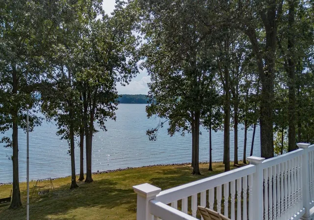 Photo 2 of Single family home for sale at 230 Cherokee Loop, Eddyville, KY 42038 | MLS# 26025130 | Listing updated on 2026-09-12