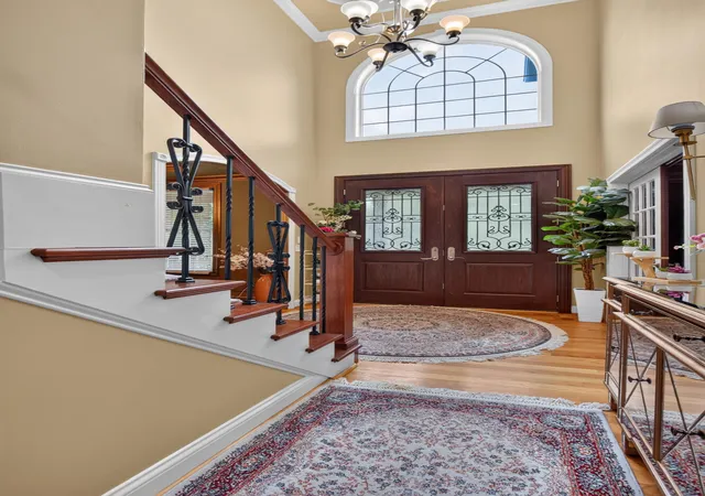 Photo 4 of Single family home for sale at 3200 Linville Ln, Lexington, KY 40513 | MLS# 26024759 | Listing updated on 2026-09-09