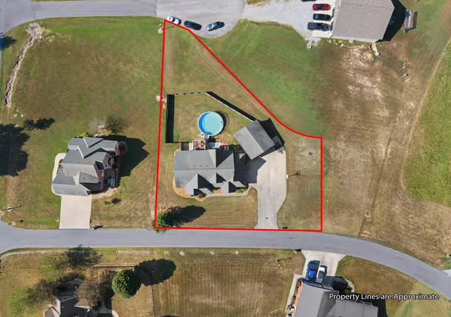 Photo 42 of Single family home for sale at 103 Summer Ln, Kuttawa, KY 42055 | MLS# 26025100 | Listing updated on 2026-09-11