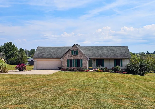 Single family home for sale at 67 Delbar Ln, Lancaster, KY 40444 | MLS# 26025183