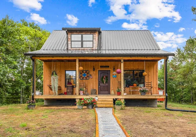 Photo 2 of Single family home for sale at 175 Brown Gabbard Rd, Booneville, KY 41314 | MLS# 26024835 | Listing updated on 2026-09-22