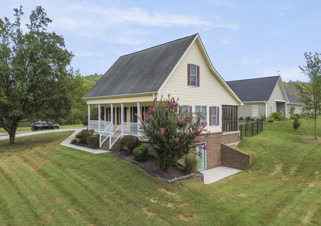 Photo 1 of Single family home for sale at 164 Palm Cir, Somerset, KY 42501 | MLS# 26024761 | Listing updated on 2026-09-28