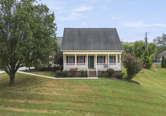Photo 3 of Single family home for sale at 164 Palm Cir, Somerset, KY 42501 | MLS# 26024761 | Listing updated on 2026-09-28