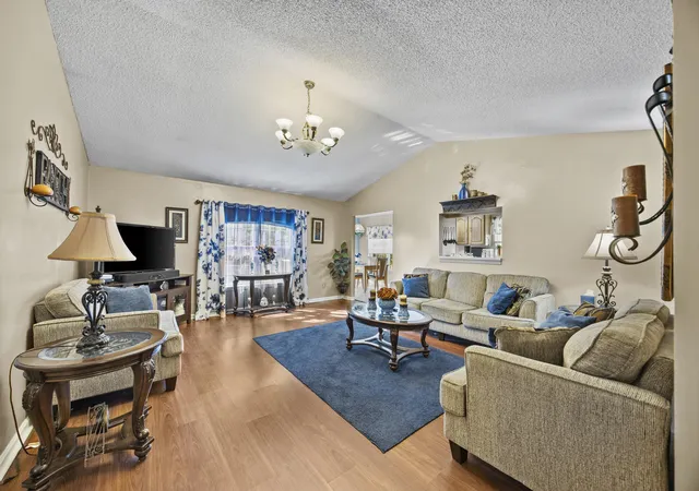 Photo 4 of Single family home for sale at 317 Vanover Way, Winchester, KY 40391 | MLS# 26025070 | Listing updated on 2026-09-14