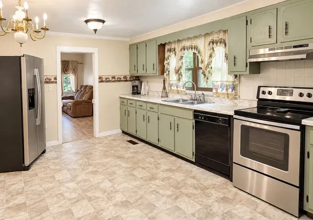 Photo 3 of Single family home for sale at 24 Halls Rd, Pineville, KY 40977 | MLS# 26025004 | Listing updated on 2026-10-29