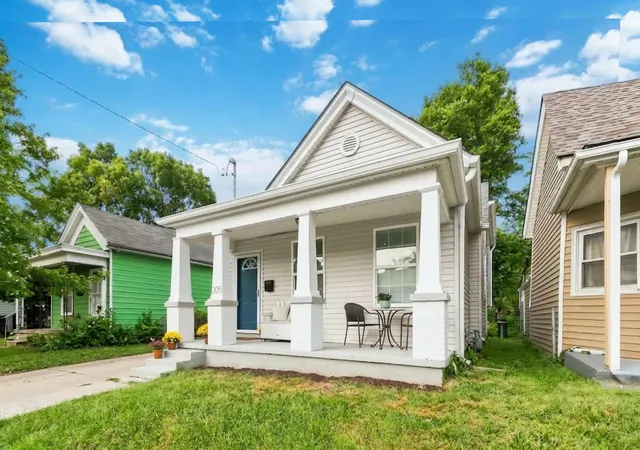 Photo 4 of Single family home for sale at 305 E 4th Street, Lexington, KY 40508 | MLS# 26024871 | Listing updated on 2026-09-10