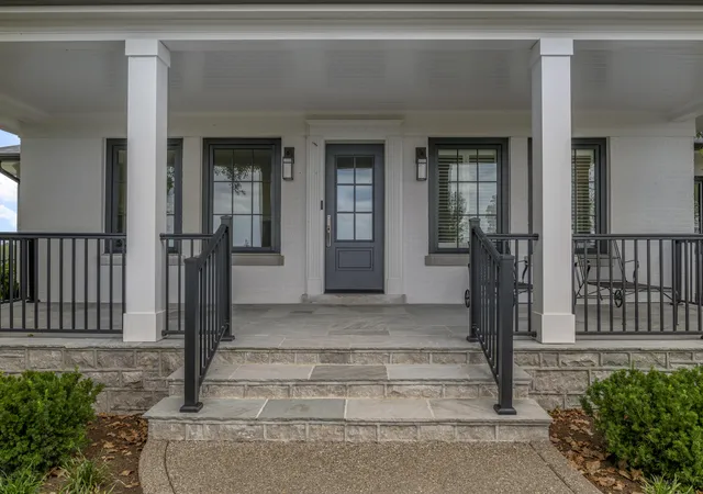 Photo 3 of Single family home for sale at 2611 Old Lemons Ml Rd, Lexington, KY 40511 | MLS# 26025028 | Listing updated on 2026-09-11