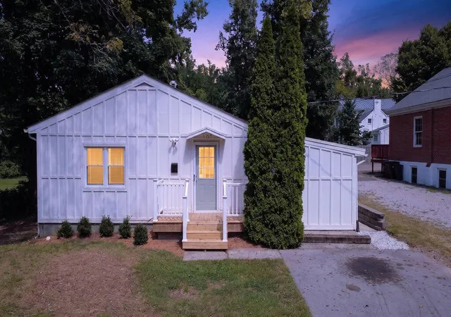 Photo 37 of Single family home for sale at 107 Berry Ave, Versailles, KY 40383 | MLS# 26024912 | Listing updated on 2026-09-15