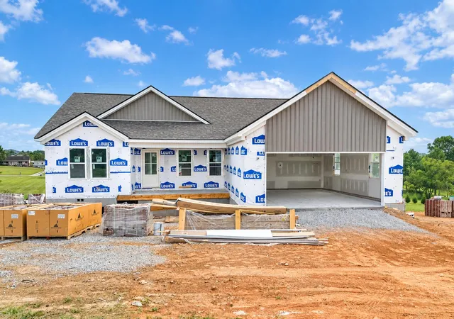Photo 1 of Single family home for sale at 373 Kentucky 1676, Science Hill, KY 42553 | MLS# 26024805 | Listing updated on 2026-09-23