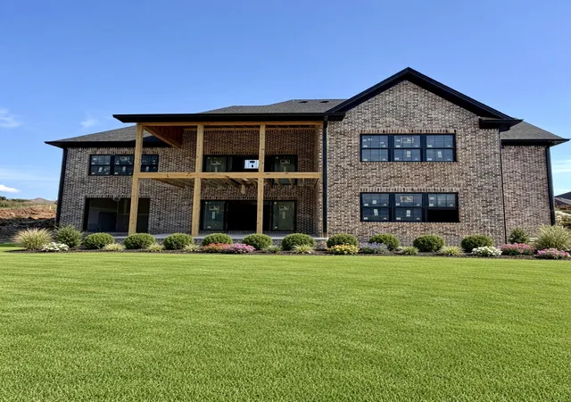 Photo 2 of Single family home for sale at 813 Quail Holw Dr, Richmond, KY 40475 | MLS# 26024828 | Listing updated on 2026-09-09