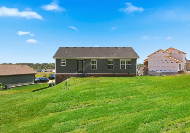 Photo 32 of Single family home for sale at 945 Olympic Ct, Richmond, KY 40475 | MLS# 26024841 | Listing updated on 2026-09-09