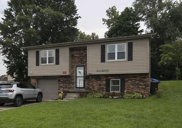 Photo 2 of Single family home for sale at 499 Grama Dr, Frankfort, KY 40601 | MLS# 26024874 | Listing updated on 2026-09-10