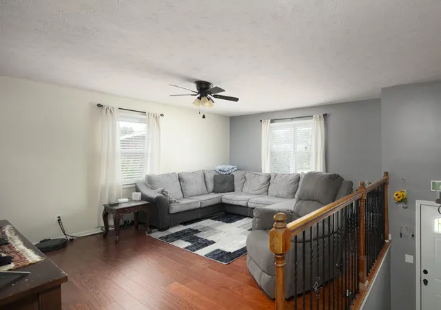Photo 4 of Single family home for sale at 499 Grama Dr, Frankfort, KY 40601 | MLS# 26024874 | Listing updated on 2026-09-10