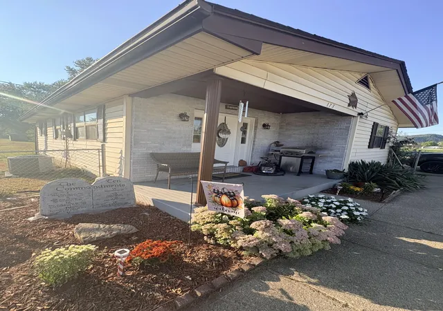 Photo 4 of Single family home for sale at 173 Garrison Ln, Garrison, KY 41141 | MLS# 26024861 | Listing updated on 2026-09-10
