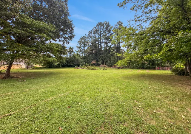 Photo 2 of Sale Pending at 361 Candlelite Dr, Almo, KY 42020 | MLS# 26024904 | Listing updated on 2026-09-29