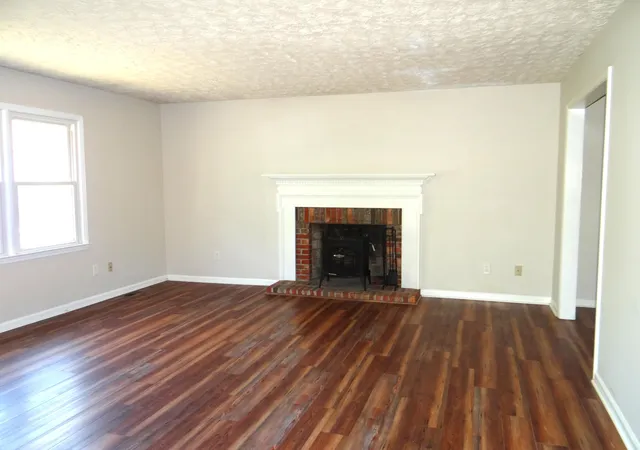 Photo 3 of Single family home for sale at 1928 Mint Julep Ln, Lexington, KY 40514 | MLS# 26024857 | Listing updated on 2026-09-15