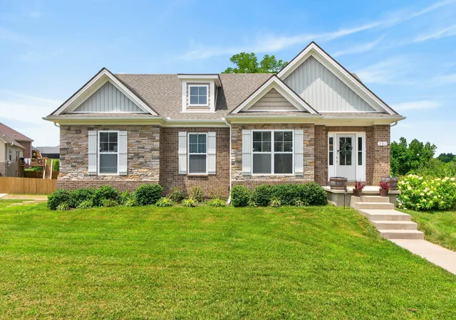 Photo 1 of Single family home for sale at 201 James Thomas Way, Richmond, KY 40475 | MLS# 26024896 | Listing updated on 2026-09-14