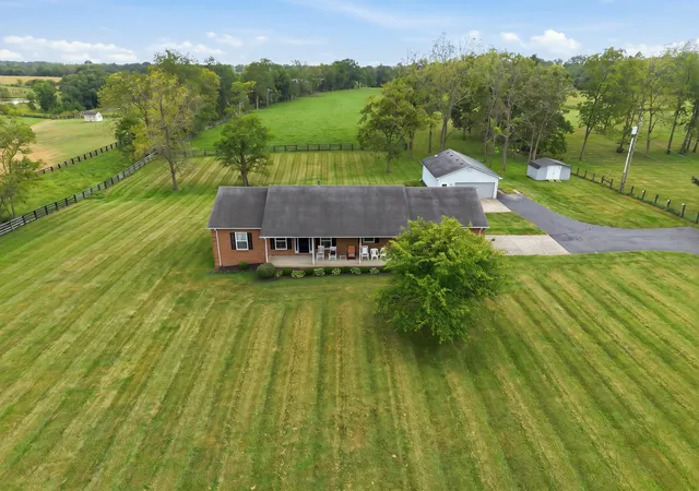 Photo 3 of Sale Pending at 6000 Winchester Rd, Lexington, KY 40509 | MLS# 26024971 | Listing updated on 2026-09-13