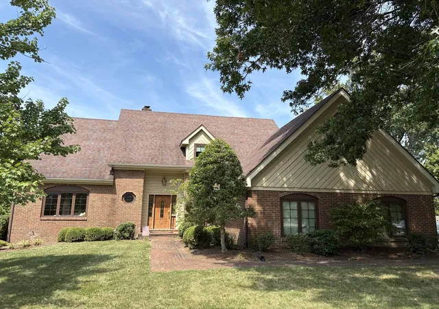 Photo 1 of Single family home for sale at 2117 Broadhead Pl, Lexington, KY 40515 | MLS# 26025080 | Listing updated on 2026-09-12