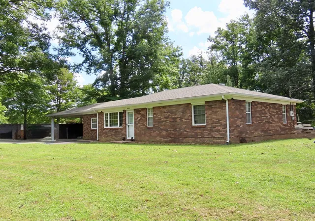 Single family home for sale at 4091 Bee Crk Rd, Corbin, KY 40701 | MLS# 26024878