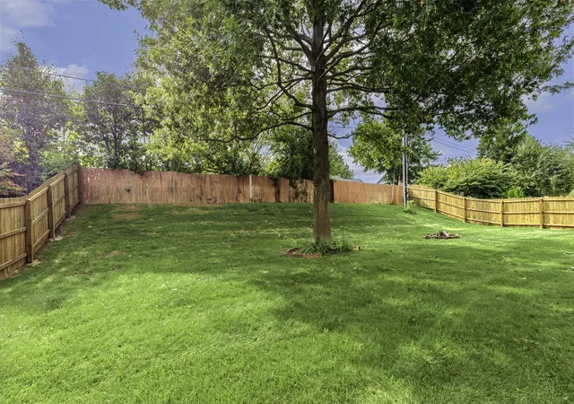 Photo 25 of Single family home for sale at 641 Regent Rd, Versailles, KY 40383 | MLS# 26024965 | Listing updated on 2026-09-14