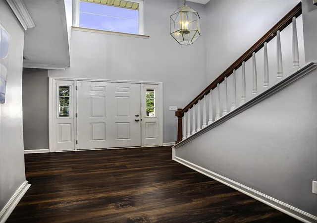 Photo 2 of Single family home for sale at 641 Regent Rd, Versailles, KY 40383 | MLS# 26024965 | Listing updated on 2026-09-14
