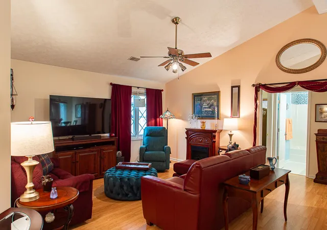 Photo 3 of Single family home for sale at 1417 Corral Way, Frankfort, KY 40601 | MLS# 26025153 | Listing updated on 2026-09-12